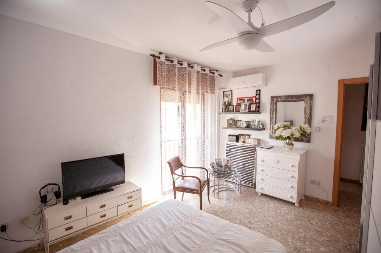Lola.- Habitacion De Matrimonio, Con Bano Privado Granada Dış mekan fotoğraf