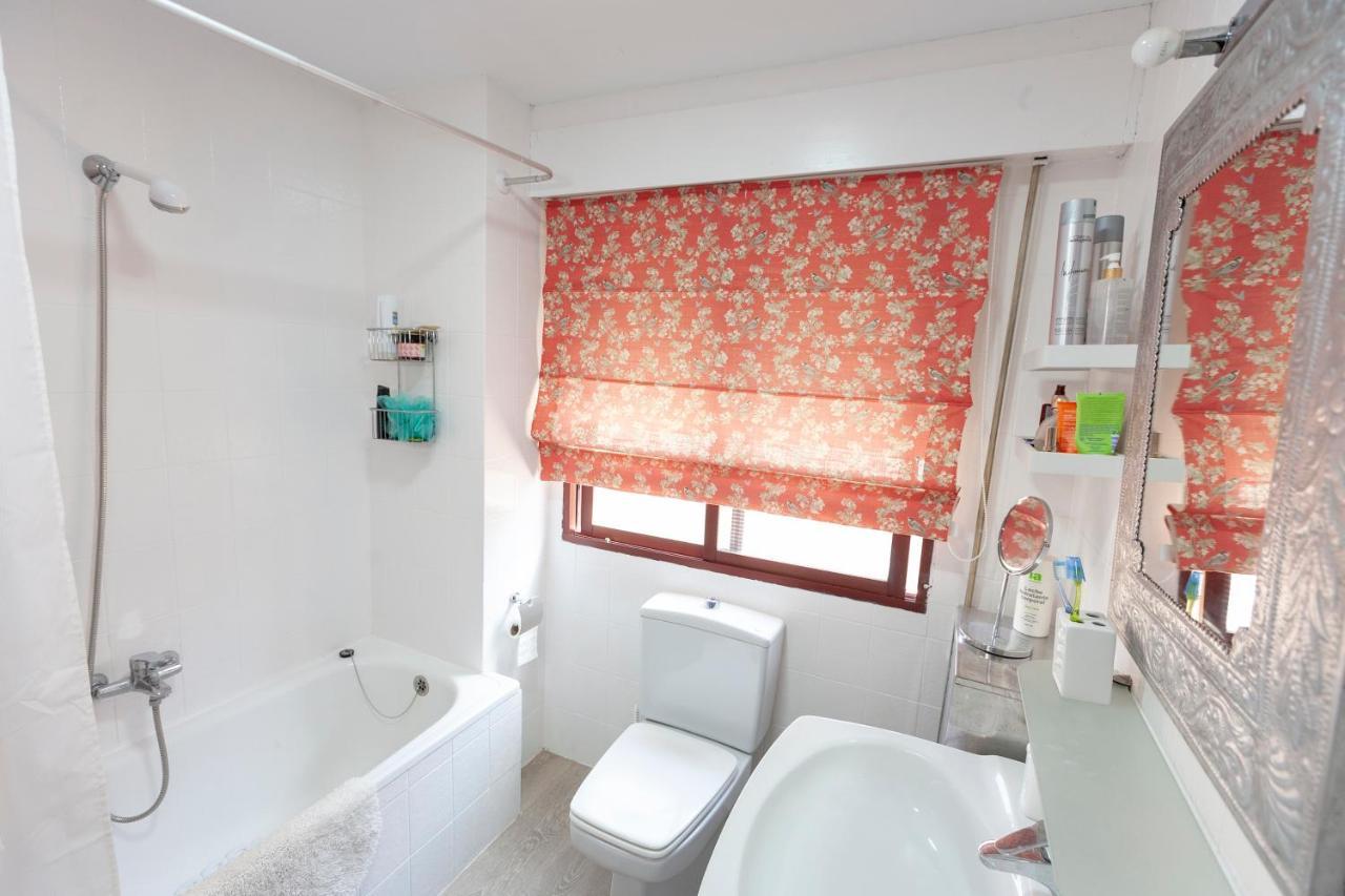 Lola.- Habitacion De Matrimonio, Con Bano Privado Granada Dış mekan fotoğraf